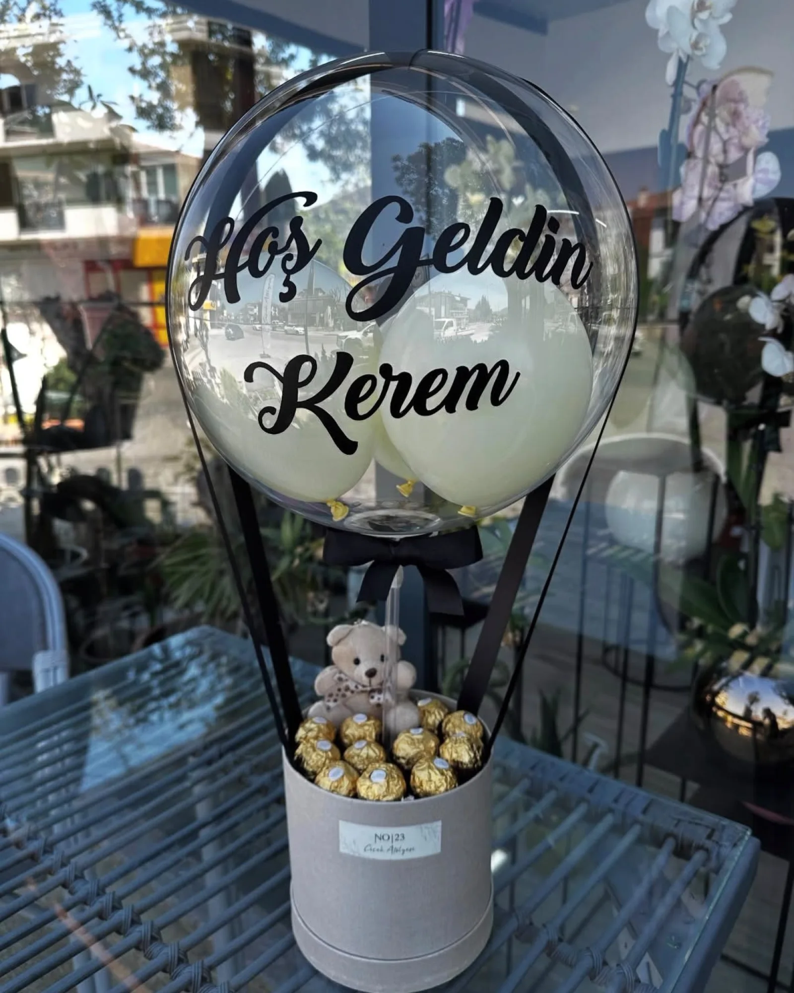 Kişiye Özel Çikolatalı Uçan Balon Kutusu